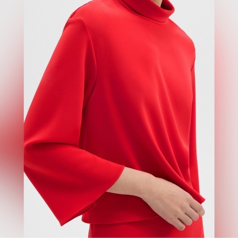 NWT Theory Admiral Crepe Roll Neck Flare Sleeve Boxy Keyhole Blouse Geranium Red - Picture 5 of 12